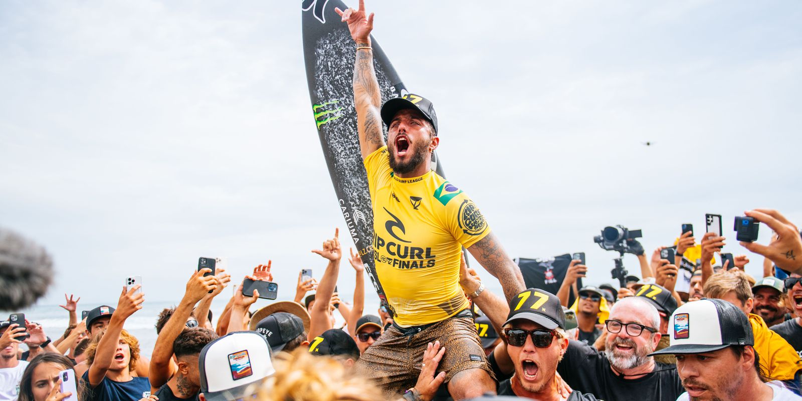 Privado: Filipe Toledo conquista título do Circuito Mundial de Surfe