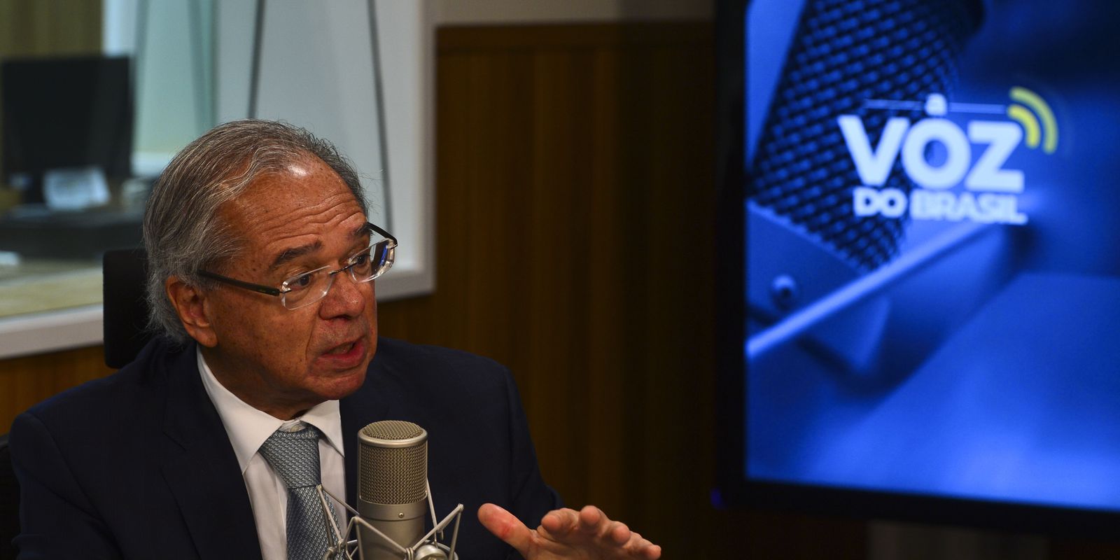 Privado: Governo registra superávit e inflação pode ficar abaixo de 7% em 2022