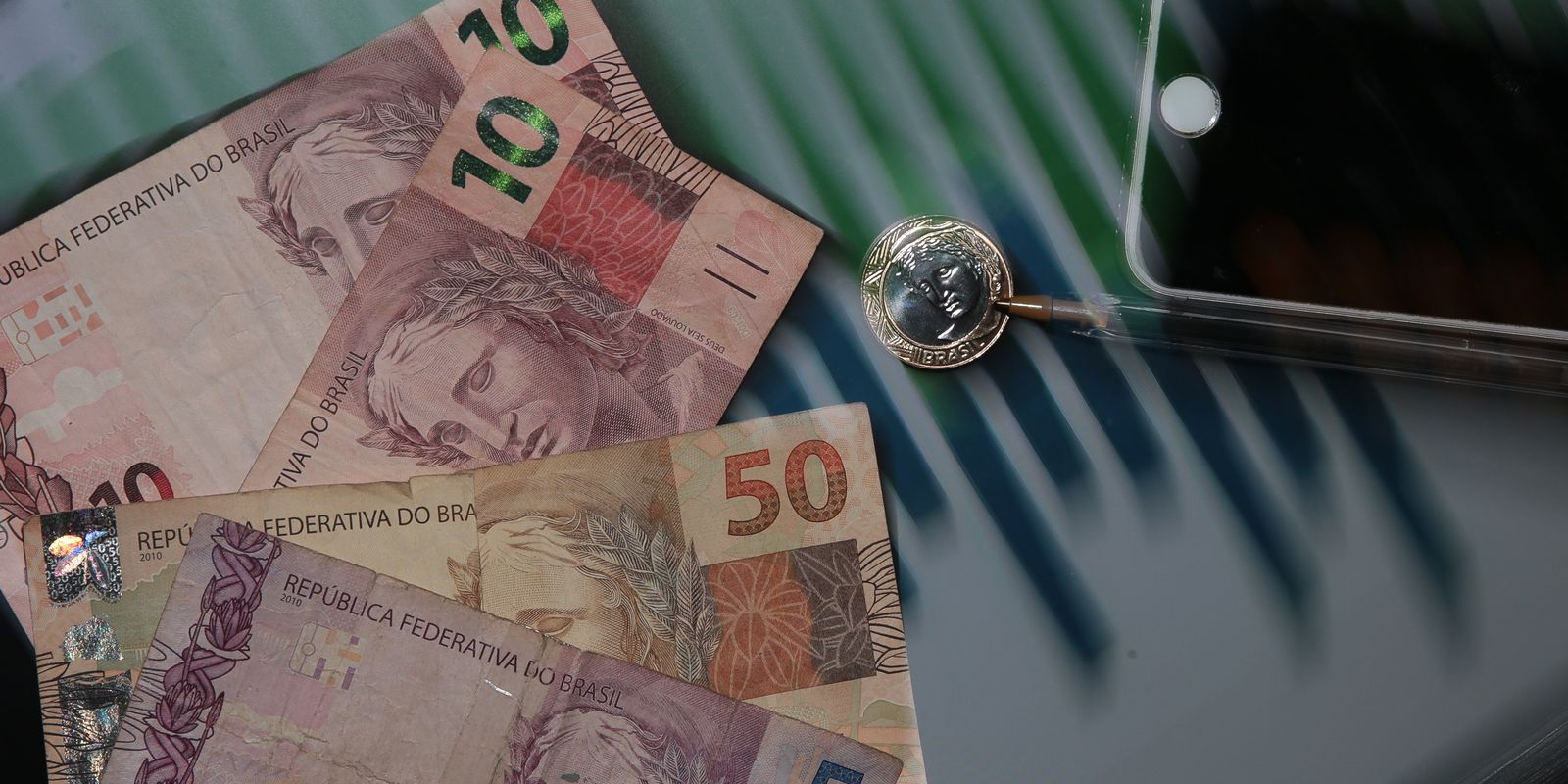 Privado: Entidades elogiam manutenção da taxa de juros