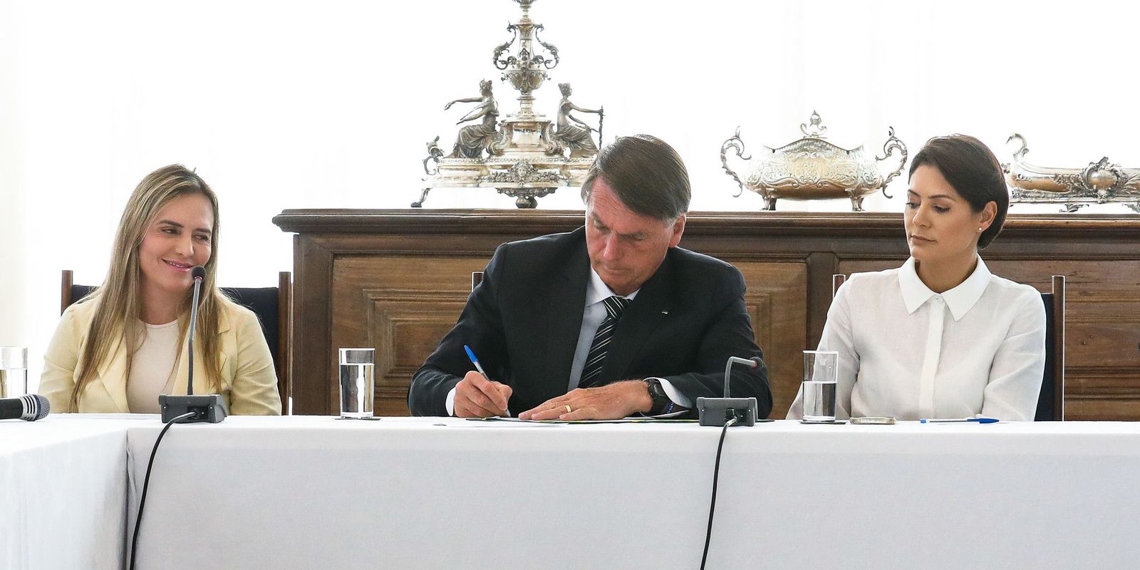 Privado: Presidente sanciona lei que acaba com rol taxativo da ANS