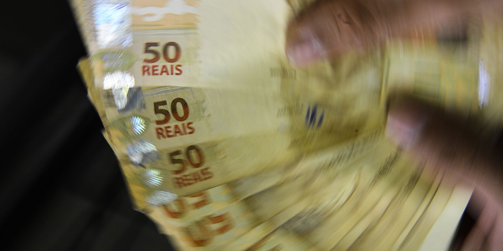 Privado: Crédito deve crescer 14,2% neste ano, prevê Banco Central