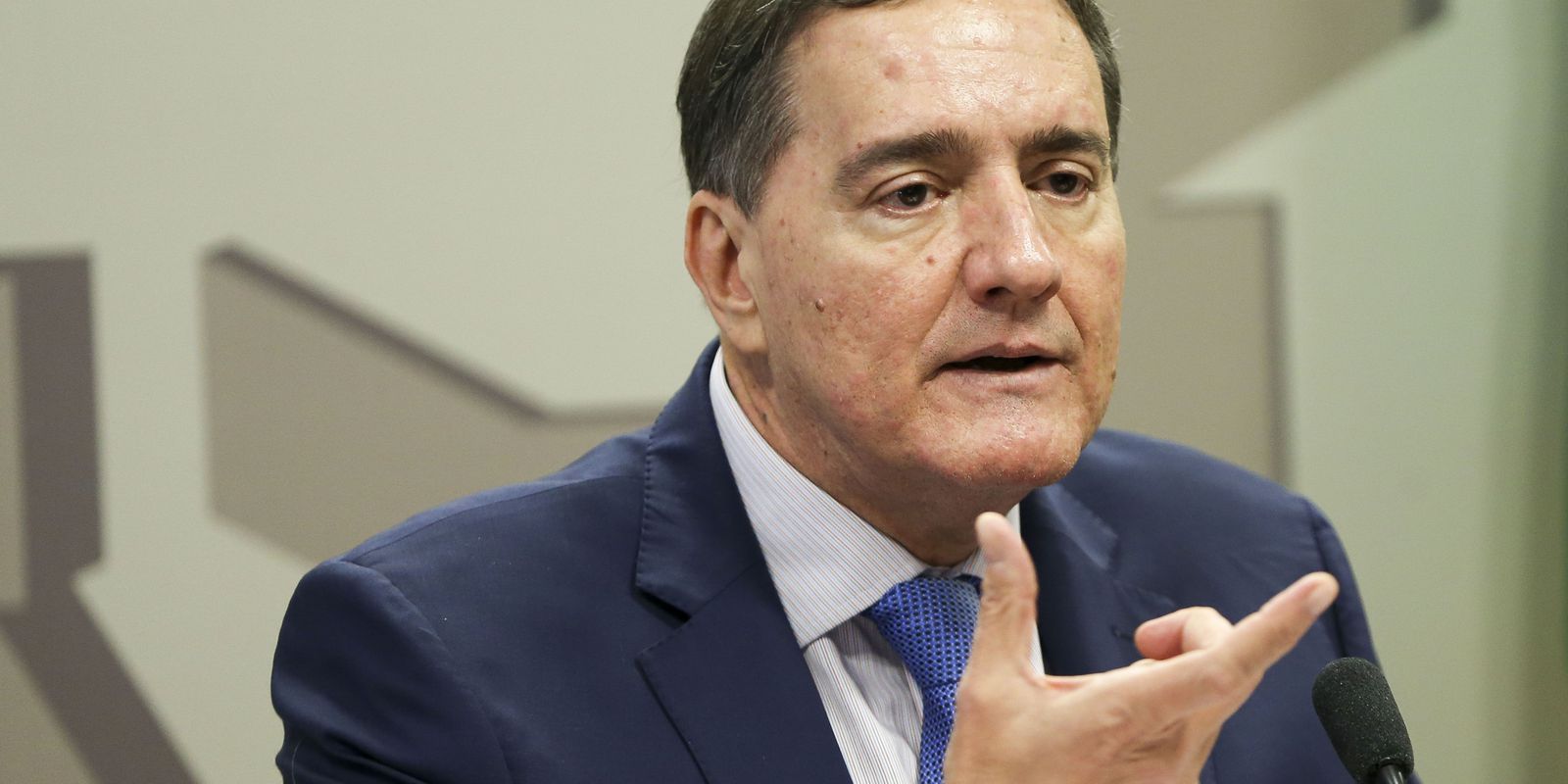 Privado: Médico brasileiro Jarbas Barbosa é eleito diretor da Opas