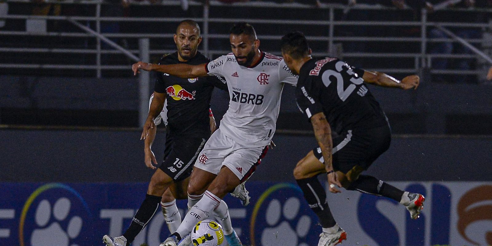 Privado: Com volta de titulares, Flamengo encara Bragantino pelo Brasileirão