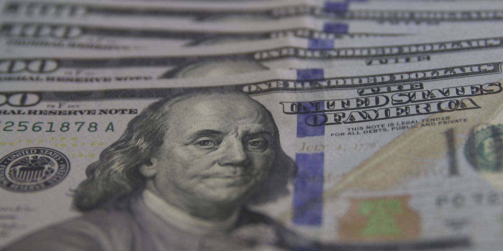 Privado: Dólar cai 4%, e bolsa sobe 5,5% no dia seguinte ao primeiro turno