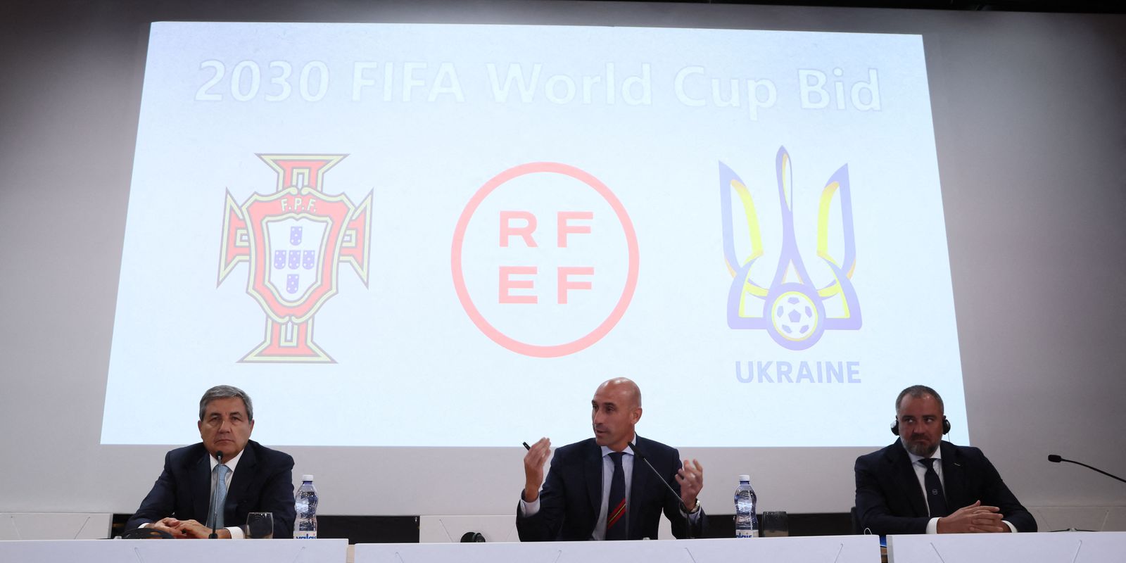 Privado: Ucrânia se junta à candidatura de Espanha e Portugal para Copa de 2030