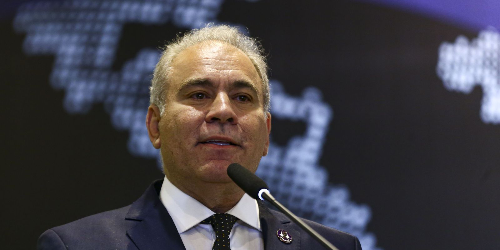 Privado: Ministro diz que país atingirá meta de vacinação contra a pólio