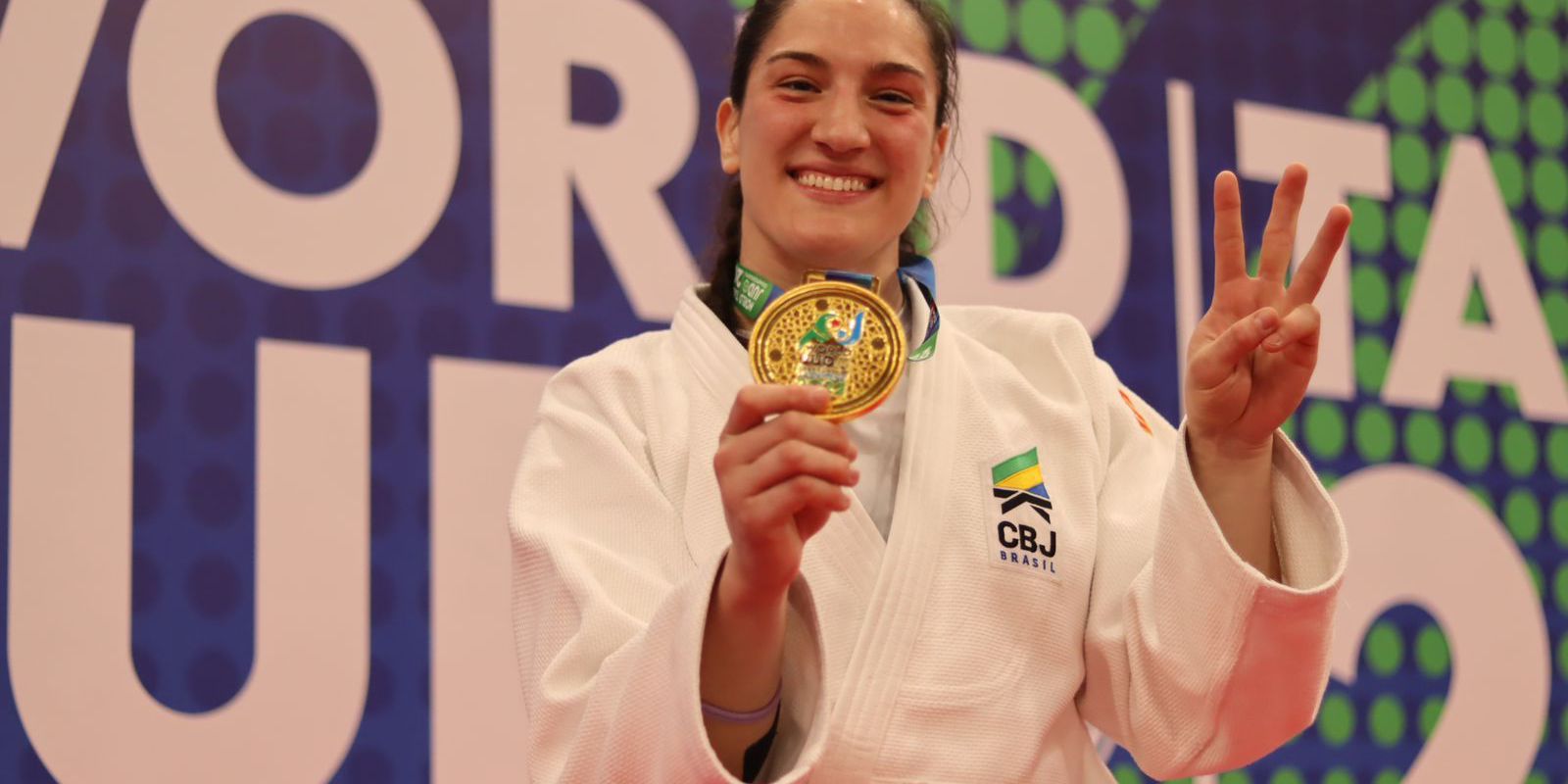 Privado: Mayra Aguiar faz história ao conquistar tricampeonato mundial de judô