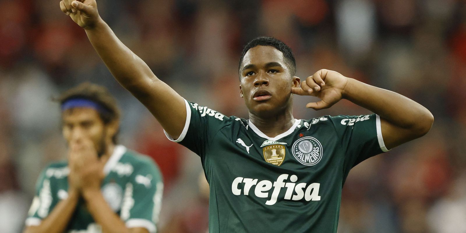 Privado: Palmeiras supera Athletico-PR e coloca uma mão na taça do Brasileiro