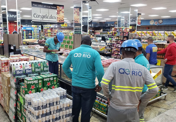 Supermercado na Baixada Fluminense é notificado por furto de água