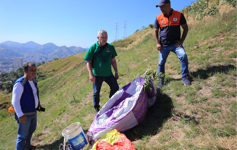  Prefeito visita projeto de reflorestamento no Morro do Boa Vista e faz alerta contra soltura de balões 