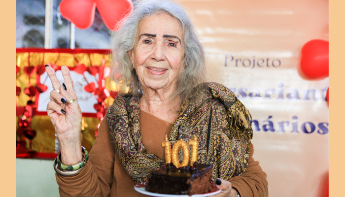 Idosos centenários em Niterói ganham festa da prefeitura