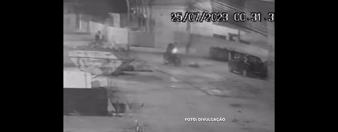 Policial militar reformado choca a comunidade