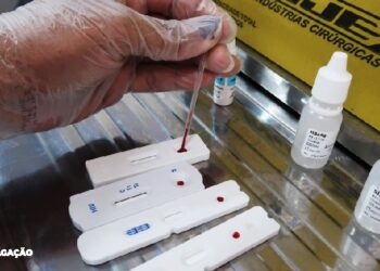 ções em São Gonçalo no dia mundial de combate ao HIV/Aids