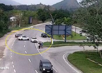 Ataque na Rodovia Amaral Peixoto em Maricá: Motorista escapa ilesa, mas alerta para a segurança na região