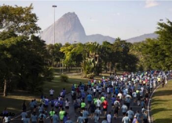 Convite para a 'Corrida de Virada' no Rio de Janeiro