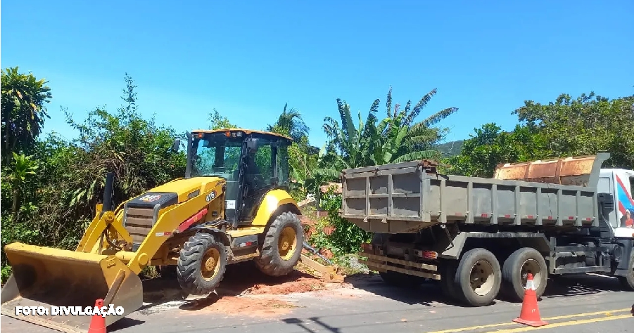 Crime ambiental em Maricá: GATED derruba construção na faixa marginal