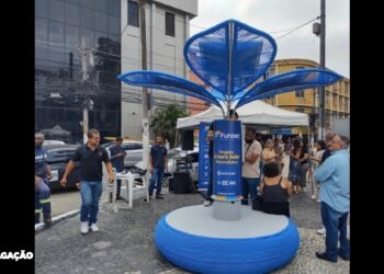 Inovação sustentável: Duque de Caxias adota árvore solar fotovoltaica na Praça Roberto Silveira