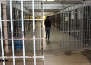 Fuga de Detentos: Mais de 250 Presos não Retornam após Liberação de Natal no RJ