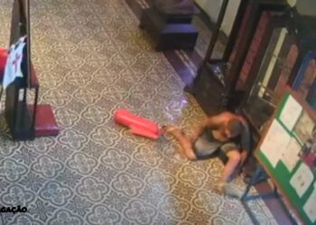Câmeras rtvelam momento crucial do crime na Igreja São Francisco de Paula