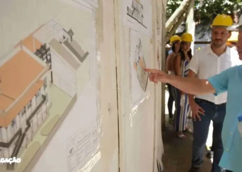 Prefeito Axel Grael Supervisiona Obras de Restauração na Casa Norival de Freitas em Niterói