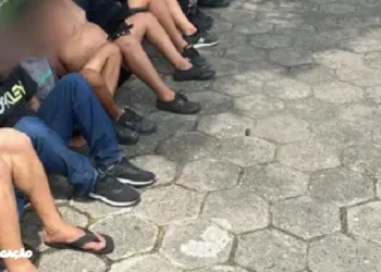 Briga entre Torcedores de Fla e Vasco Resulta em 32 Detidos em São Gonçalo; Vídeo Revela Confronto Antes do Clássico