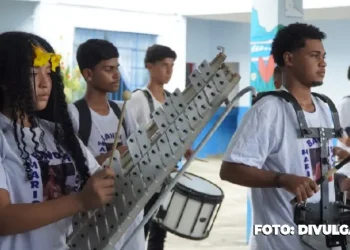 Escola de Santa Izabel Celebra Inauguração da Sala Multimeios Professor Mario Rosa da Cruz