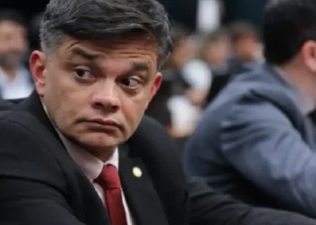 Caos nos hospitais federais: ministra exonera presidente do DGH ligado a deputado federal