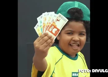 Meme viral de menino de 5 Anos imitando Bruno Mars coloca Maricá no Topo
