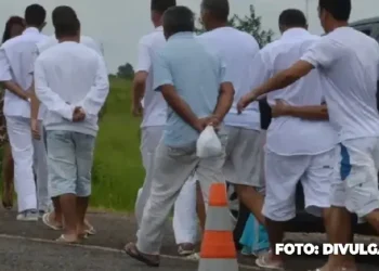 Congresso rejeita veto de Lula e proíbe 'saidinhas' de presos do regime semiaberto para visitar suas famílias