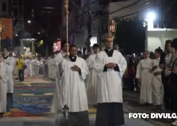 Corpus Christi reúne milhares de fiéis em São Gonçalo