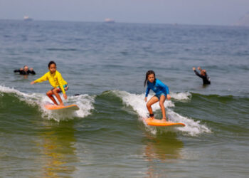 Escolinha de Surfe do Piratininga Clube terá aula especial