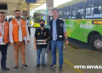 Prefeitura de Niterói fiscaliza ônibus no terminal