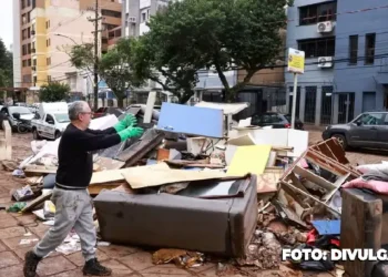 Nível do lago cai pela primeira vez desde o início de maio, mas ainda acima da cota de inundação
