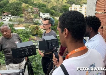 Viradouro em Foco: Transformação e Esperança