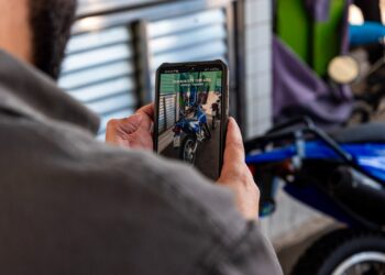 Detran.RJ usa inteligência artificial para aumentar segurança no emplacamento de veículos