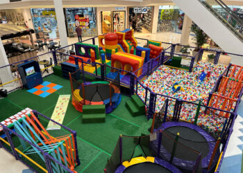 Criançada: Multicenter Itaipu, em Niterói, recebe mega circuito inflável