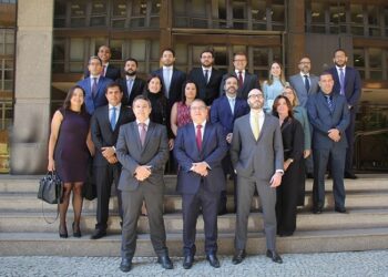 Tribunal do Rio lança ferramenta de IA para revolucionar minutas judiciais