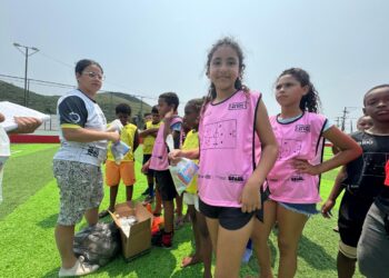 Projeto social é o pontapé inicial para a formação de futuros craques da bola e da cidadania