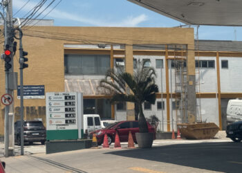 Homem de 49 anos é morto a pauladas em rua de Macaé | Macaé