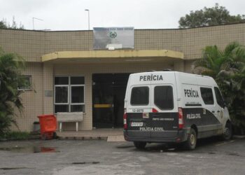 Homem de 27 anos morre em acidente na BR-101