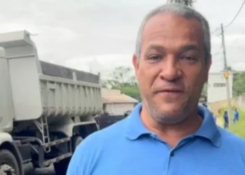 Vereador morre após ser baleado na rua de casa em Magé