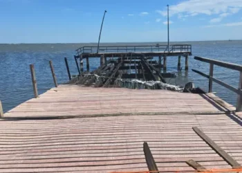 Incêndio atinge Píer de Guaratiba e deputado solicita investigação