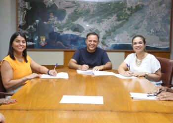 Prefeitura de Niterói e Caixa assinam contrato para empreendimento do Minha Casa Minha Vida no Baldeador – Prefeitura Municipal de Niterói