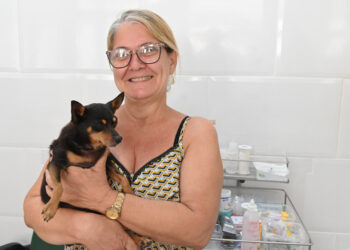Iniciativa em Niterói oferece consultas veterinárias gratuitas para animais de estimação
