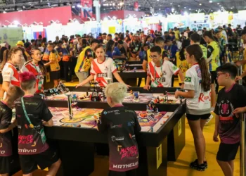 Conquistas e histórias inspiradoras no Torneio Nacional de Robótica da Firjan SESI