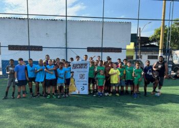 Projeto oferece aulas gratuitas de ginástica e futebol em Duque de Caxias