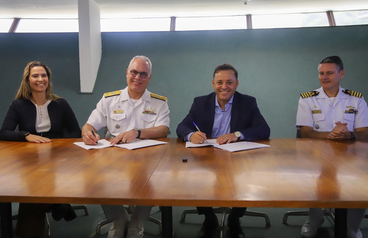 Prefeitura e Marinha firmam acordo de cooperação técnica para reforçar segurança na orla – Prefeitura Municipal de Niterói