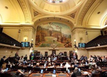 Câmara do Rio derruba veto de Eduardo Paes e Padre José de Anchieta é declarado Patrono Municipal da Educação