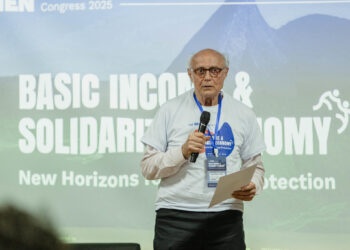 Eduardo Suplicy é destaque no primeiro dia do Congresso BIEN, em Maricá