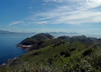 Maricá planeja base para lançamentos de baixa altitude e pequenos satélites